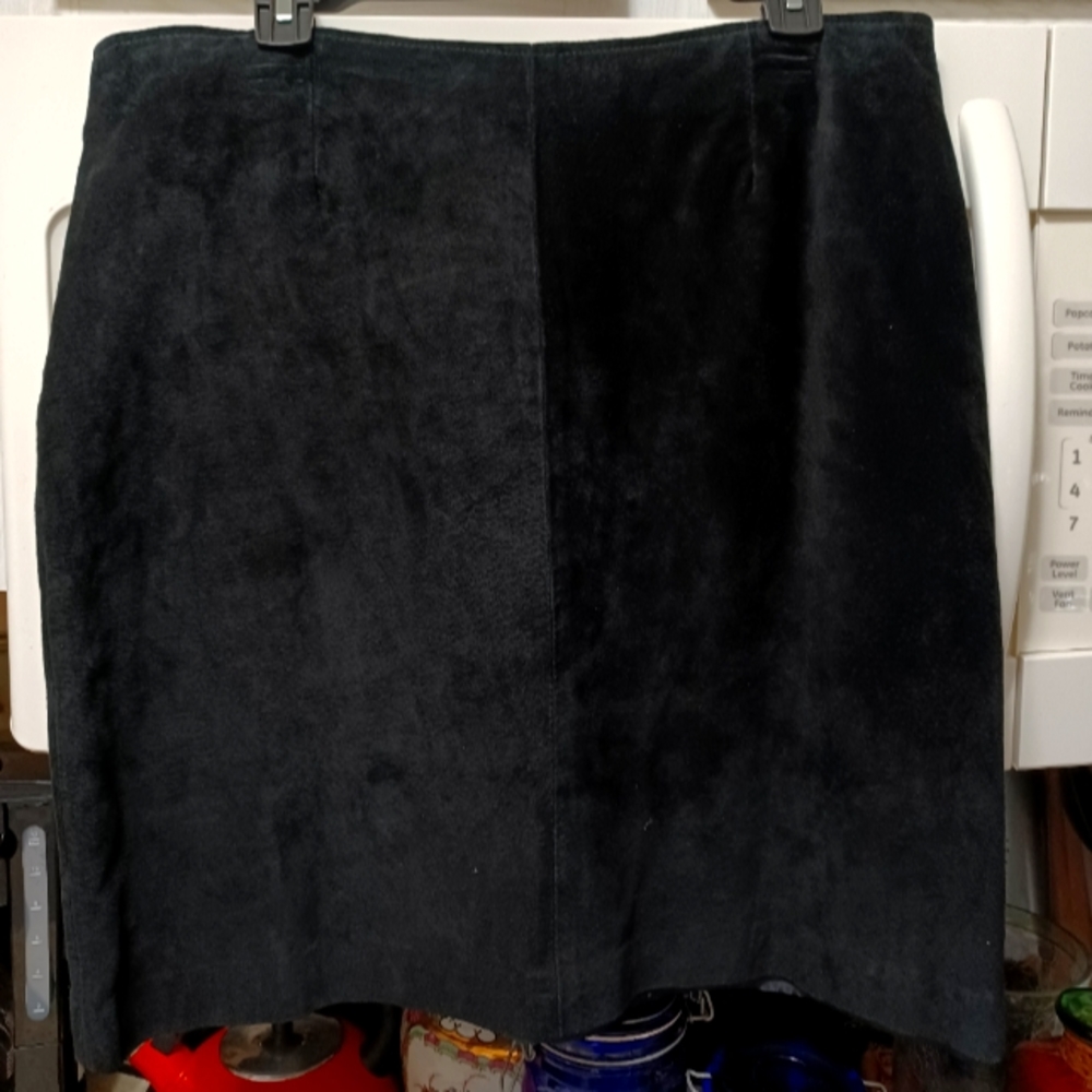 Hunt Club 100% Black Suede Skirt